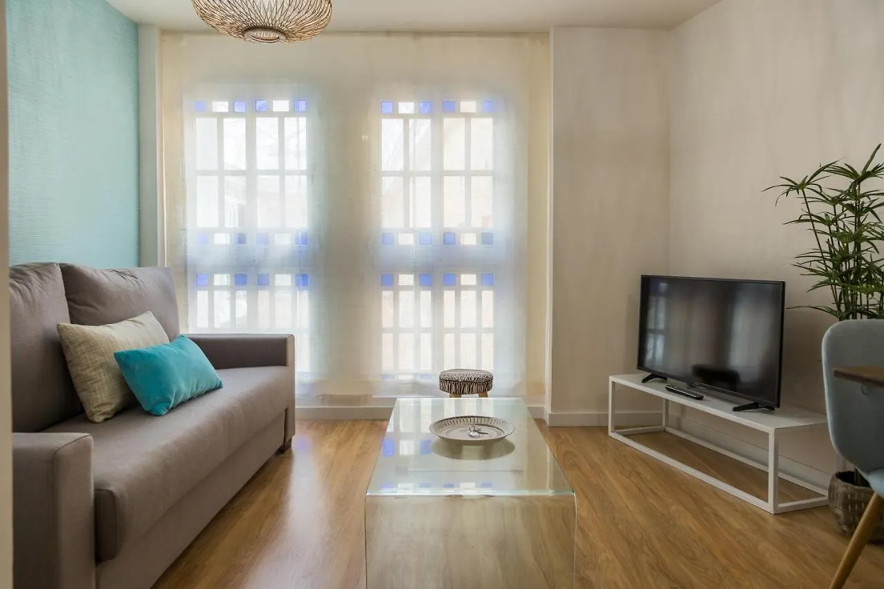 Ferienwohnung Urbe10 Plaza De La Merced Estudio Málaga